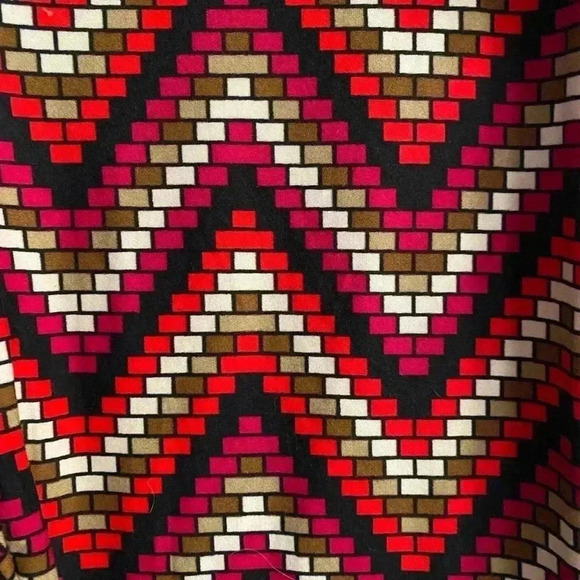 🆕 No Boundaries Chevron Print Flared Leg Pants M🆕 - Picture 8 of 11